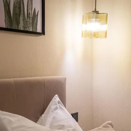 Llr Design - Botanical Im Zentrum Von Apartamento Coblenza